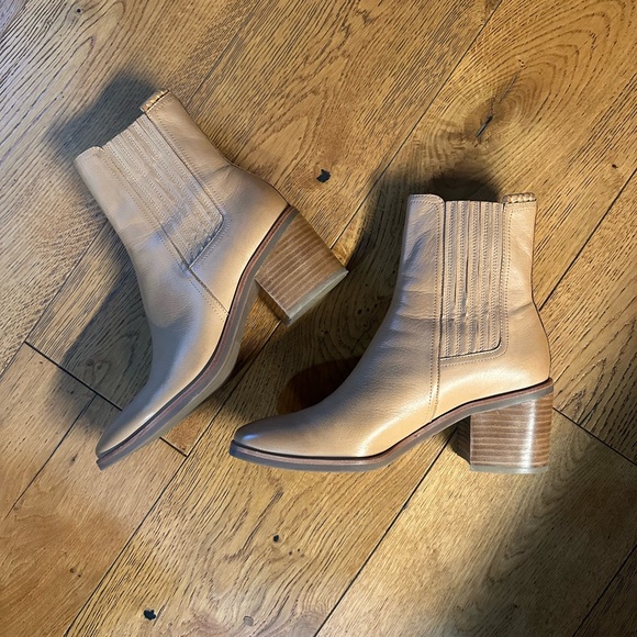 Silent D - Naydo Bootie - Picture 6 of 8